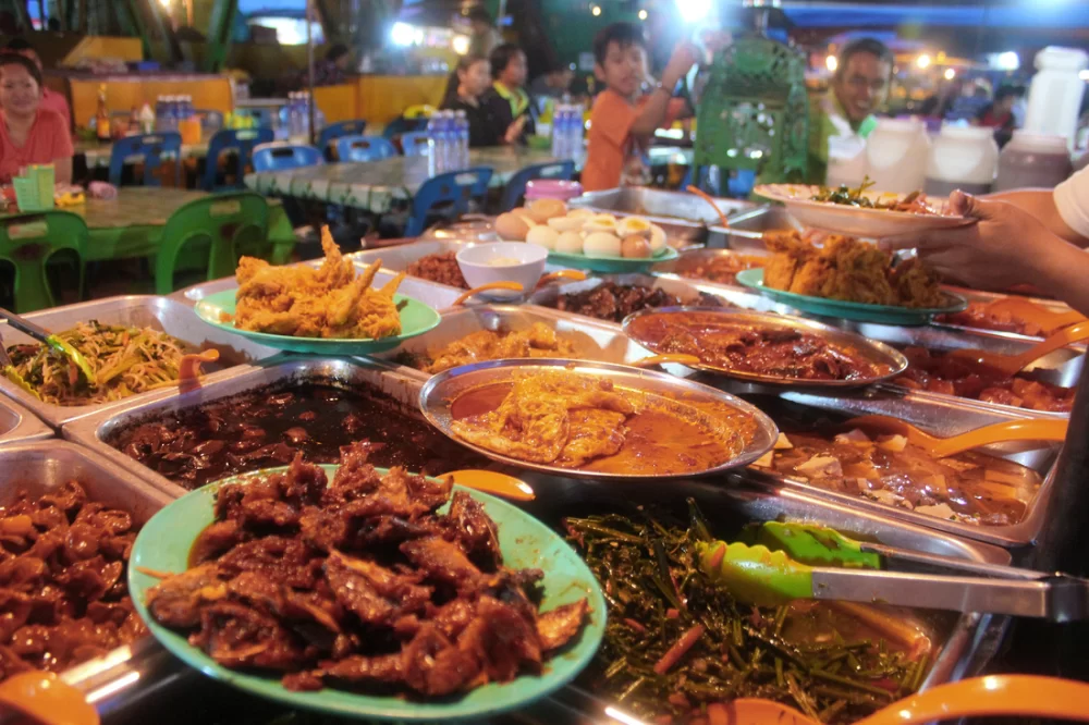 Experience Authentic Malaysian Food Tours in Kota Kinabalu for Culinary Adventure
