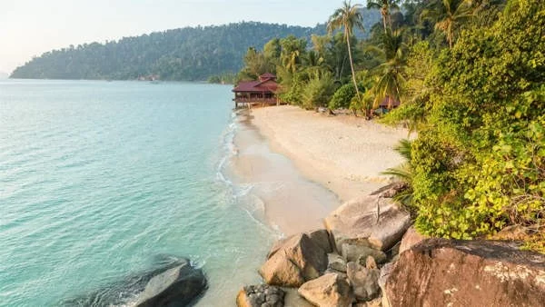 Scenic Beaches in Tioman Island: Where to Go and What to Expect