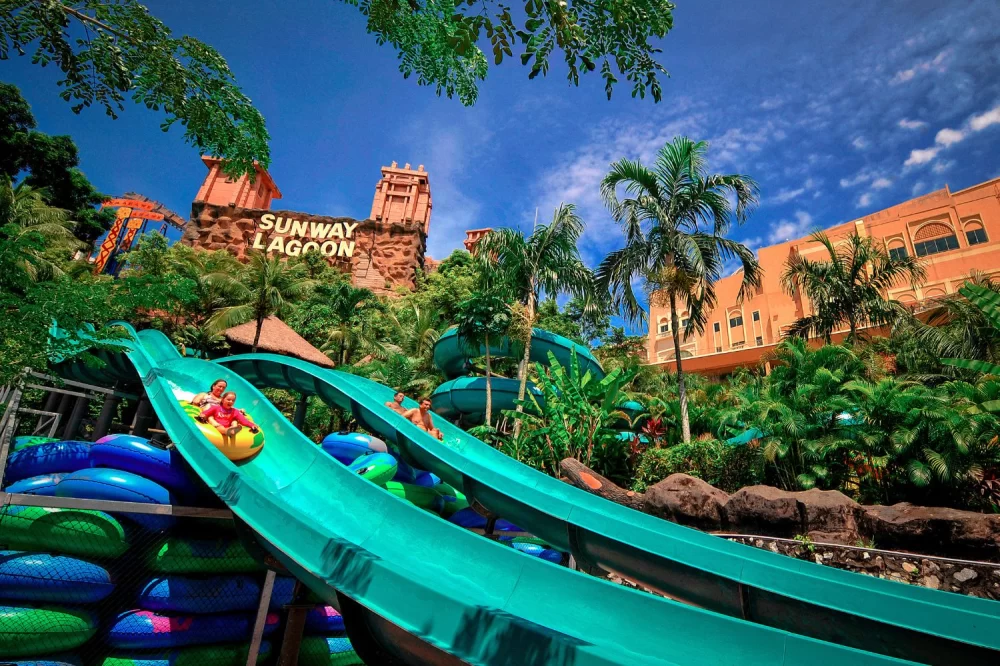 Family-Friendly Theme Parks in Malaysia: Top Picks and Travel Tips
