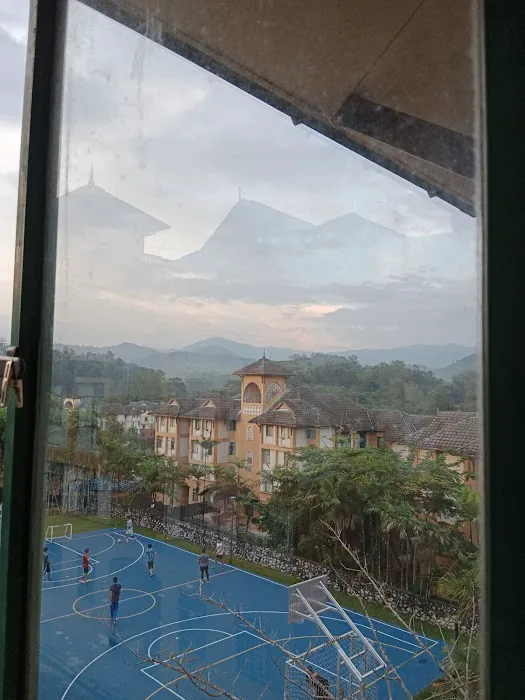 Mahallah Faruq Blok C Picture 10
