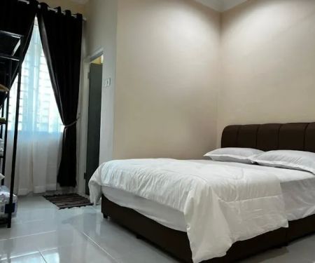 RISYA Homestay Kota Bharu 2
