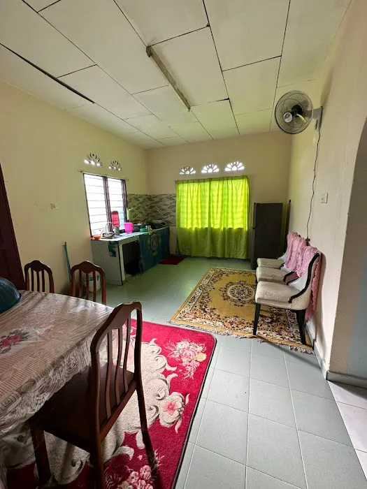 Homestay budget kak ilah Picture 8