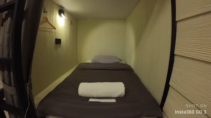 Kamar By Luar Kotak (wanderer hostel) Picture 7