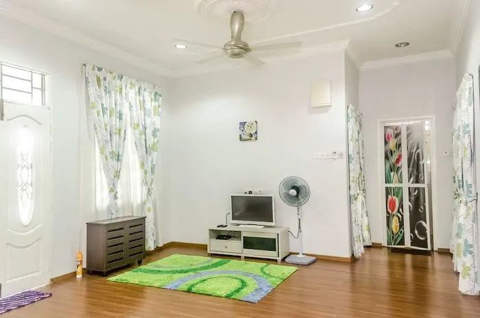 White Cottage Guest House Picture 2