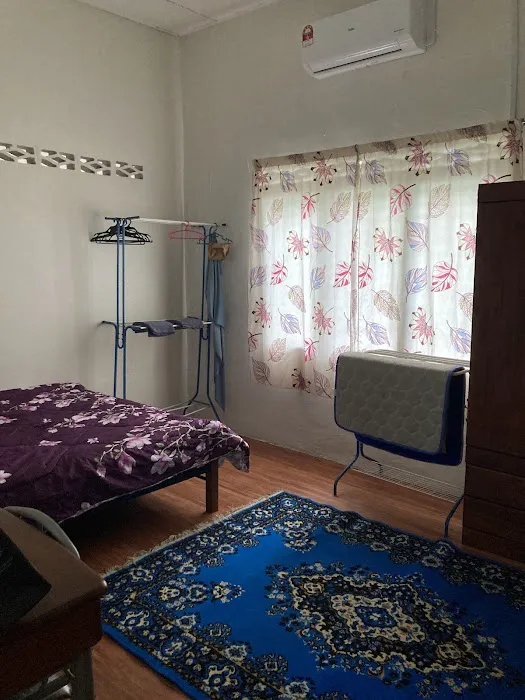 Ain's Bungalow Homestay Picture 8