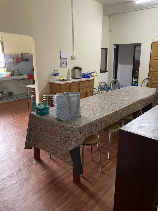 Ain's Bungalow Homestay Picture 10