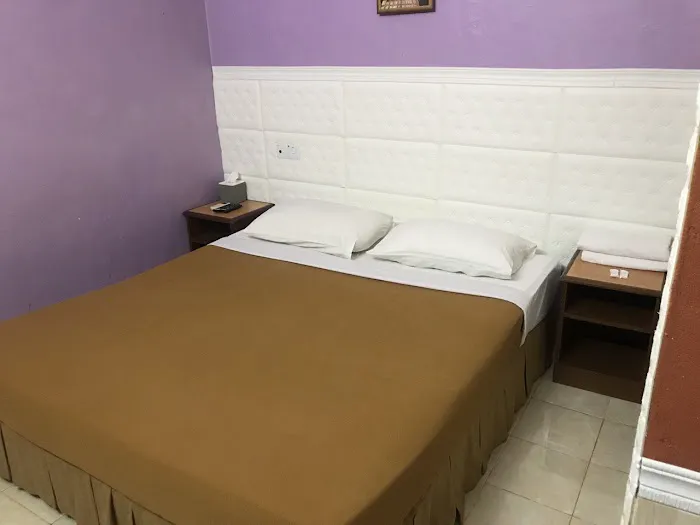 Lily Budget Hotel Picture 7