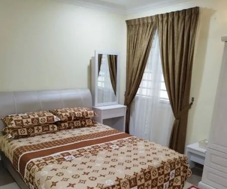 D'AINAS HOMESTAY KOTA BHARU