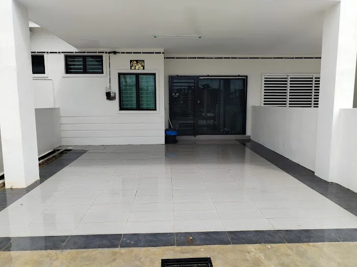 HOMESTAY AL-FARIZQI Picture 3
