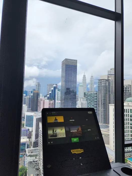 Axon Infinity Pool KL Picture 6