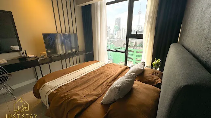 Just Stay @ Axon Suite Picture 2
