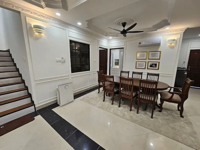 Ukay Mansion Picture 3