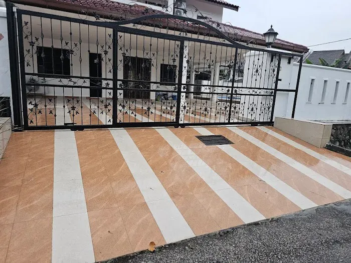 Ukay Mansion Picture 10