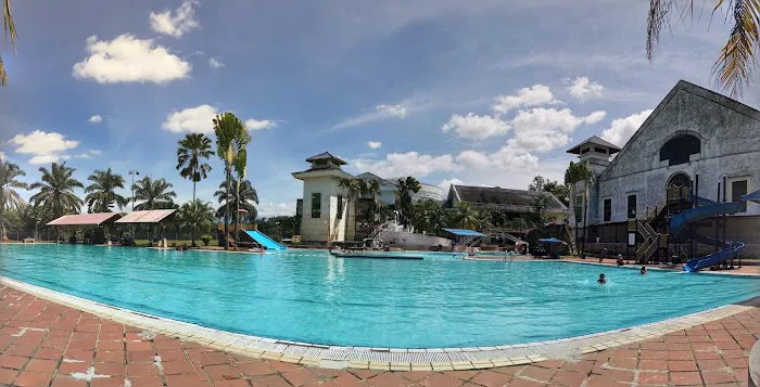 Bukit Beruntung Golf & Country Resort Berhad Picture 8