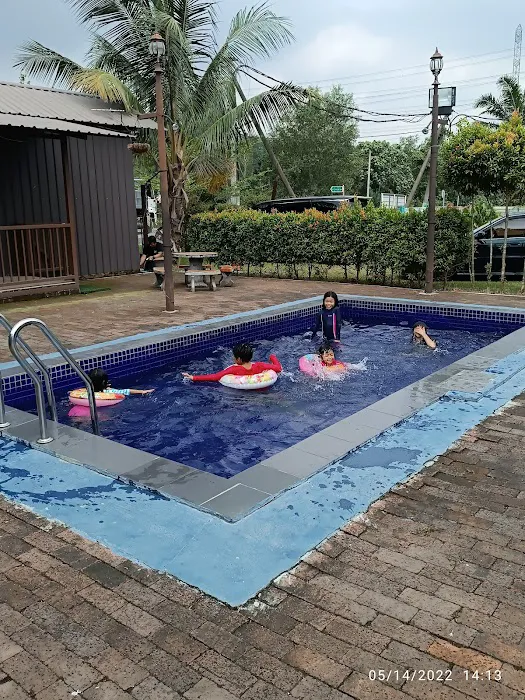 Pondok2 Cabin Stay Picture 2