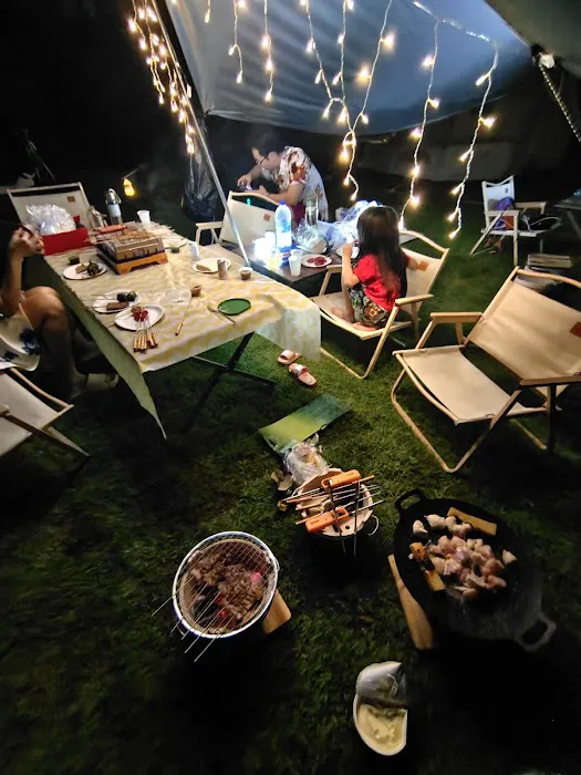 SPACE HOME Camping Picture 2