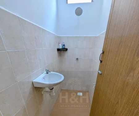 H&H Indah Homestay