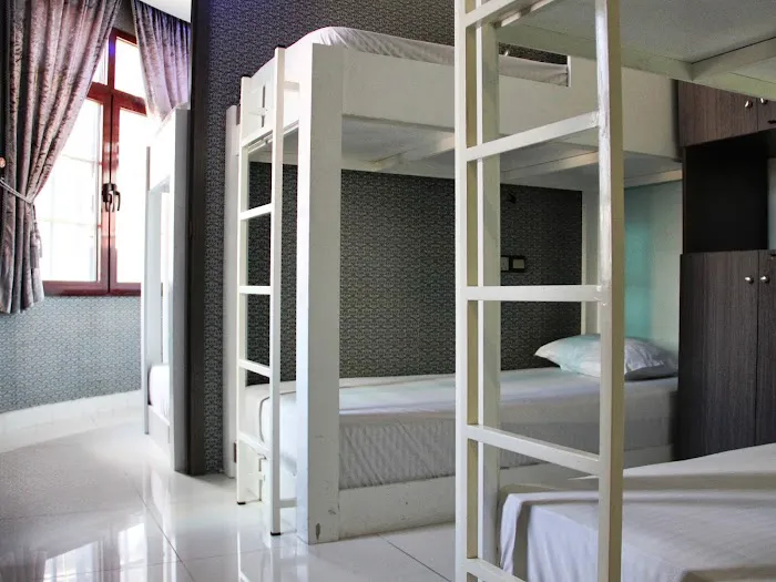 Arenaa Mountbatten Hotel Picture 1