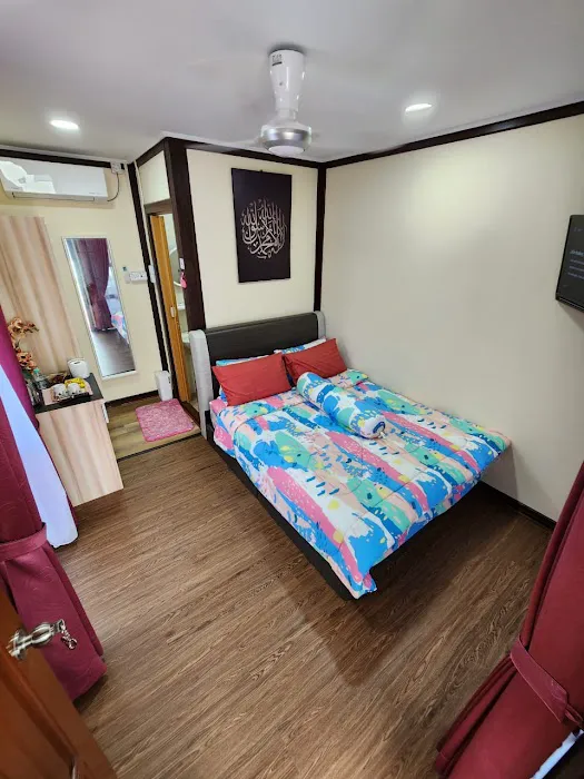 The Thirty Three Seven Roomstay Picture 3