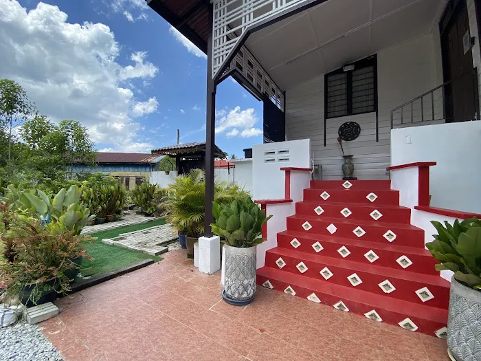 Rumah Tangga Merah with Private Pool Picture 5