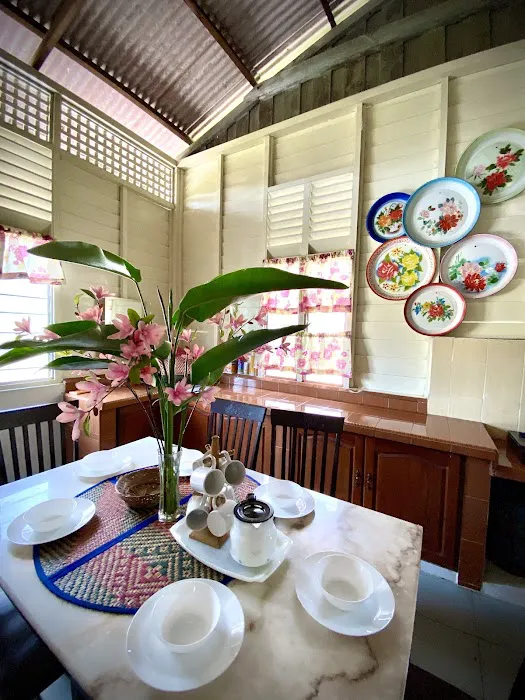 Rumah Tangga Merah with Private Pool Picture 8