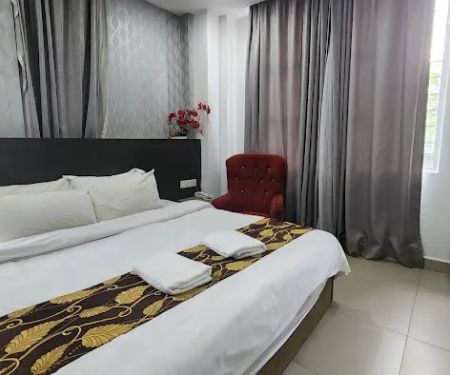 D'Metro Hotel