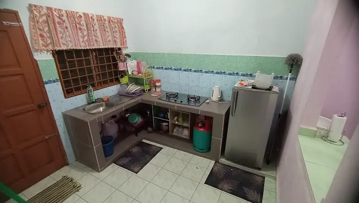 Adilah Homestay Picture 5