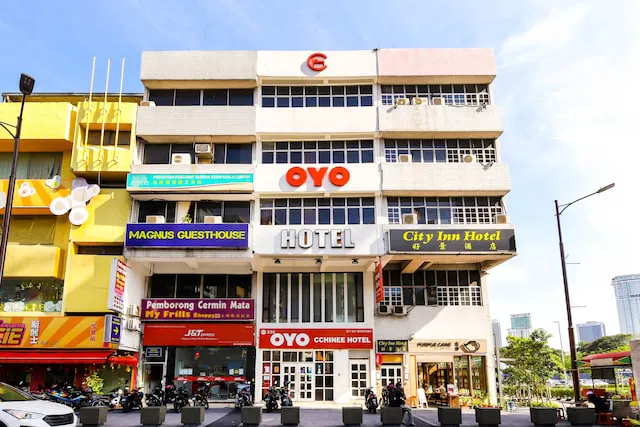 OYO 330 Cchinee Hotel Picture 3