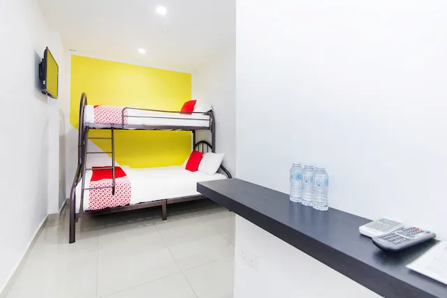 OYO 330 Cchinee Hotel Picture 6