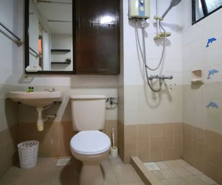 OYO Home 605 Spacious 3BR Ampang Avenue