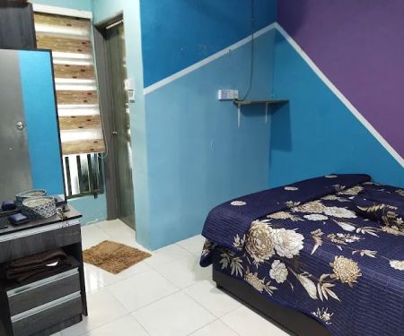 LEPAR Gambang Homestay