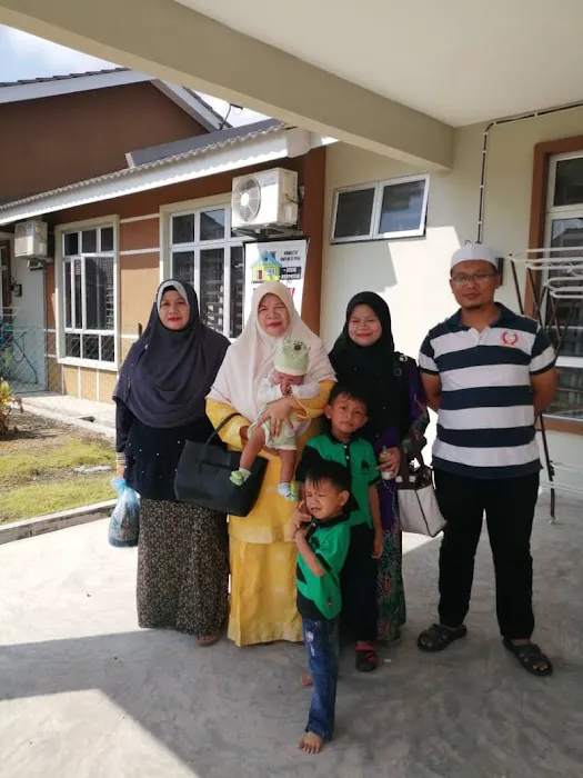 Holiday Guest House Gambang Picture 8