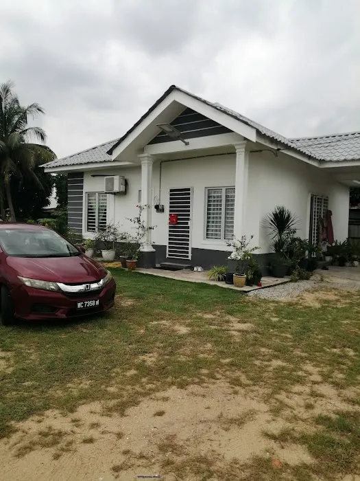 Bayu Sutra Homestay Picture 2