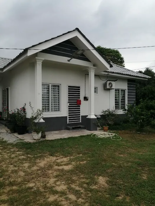 Bayu Sutra Homestay Picture 3