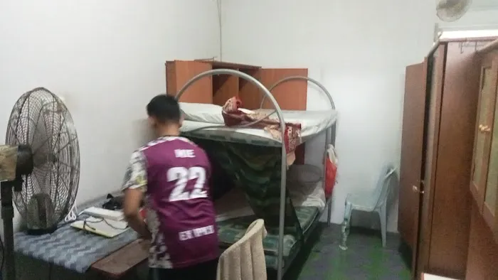 Ark's hostel senawang Picture 4