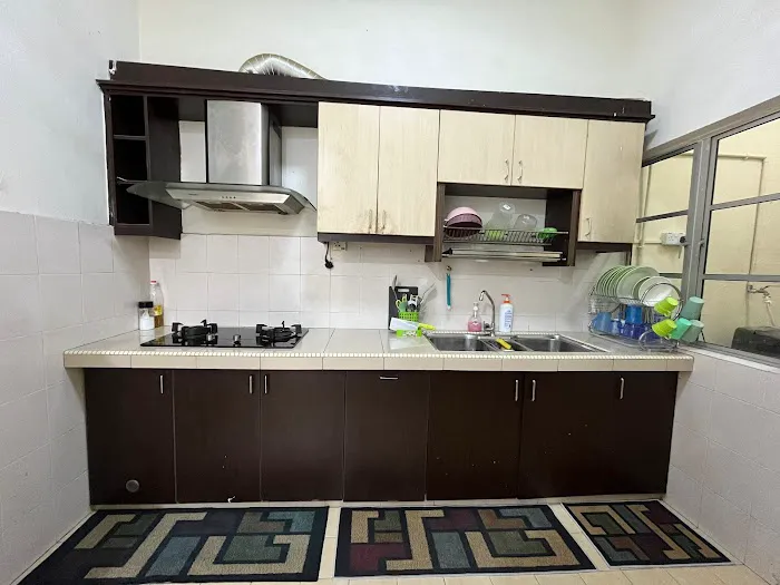 NuReezal Homestay Seremban Picture 4