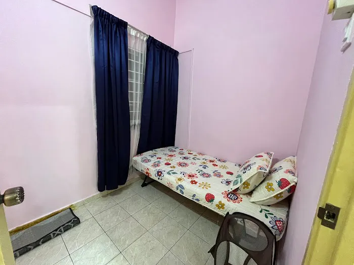NuReezal Homestay Seremban Picture 5