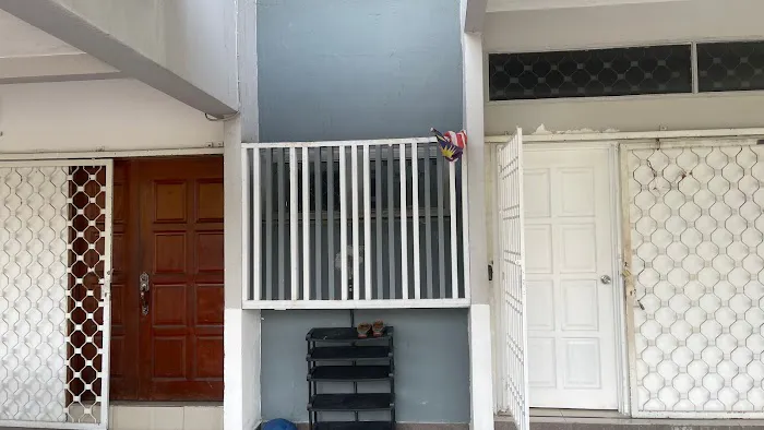 H Family Homestay Picture 6