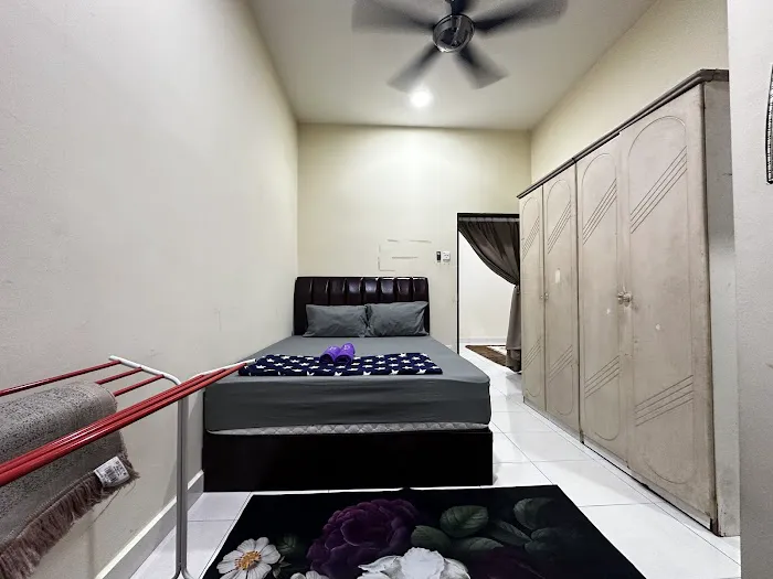 Homestay Ummi Gong Badak 2 Picture 1