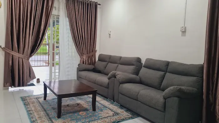 Anjung Vacation Home Picture 5