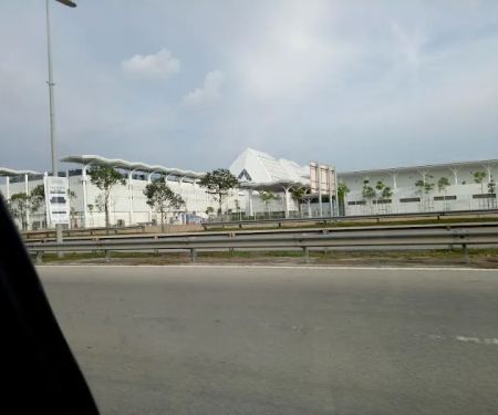 Canai 15 KLIA Hostel