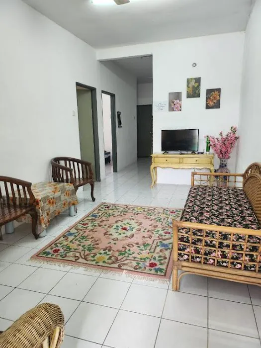 D'Haja 37 KLIA Sepang with 2 AC & Free Wi-Fi Picture 2