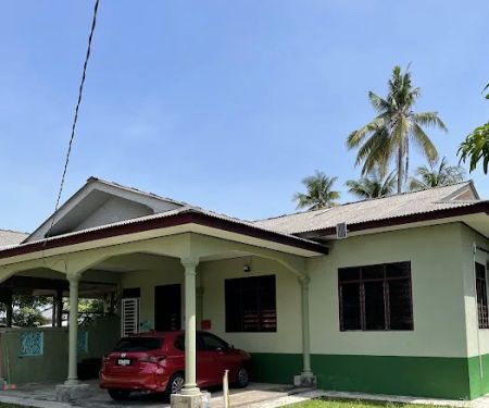 RZ d Balai Homestay