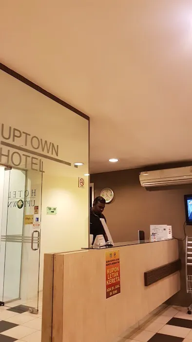 Uptown Hotel Picture 2