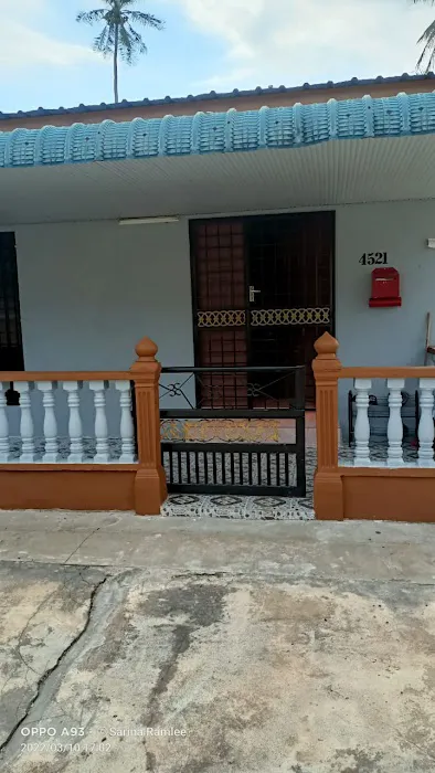 DILLA HOMESTAY Picture 1