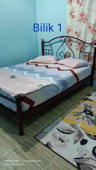 DILLA HOMESTAY Picture 7