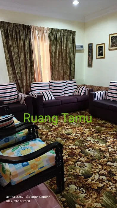 DILLA HOMESTAY Picture 3