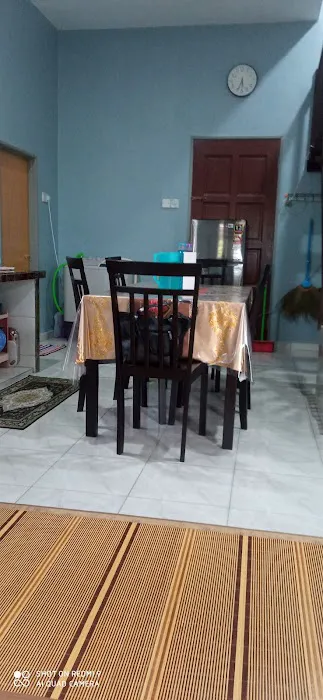 Cik Liyana Homestay Picture 8