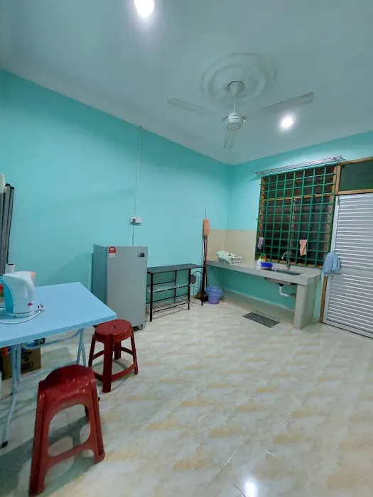 UMMI HOMESTAY Picture 2