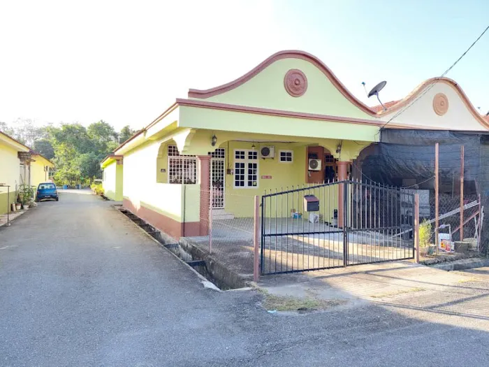 UMMI HOMESTAY Picture 5